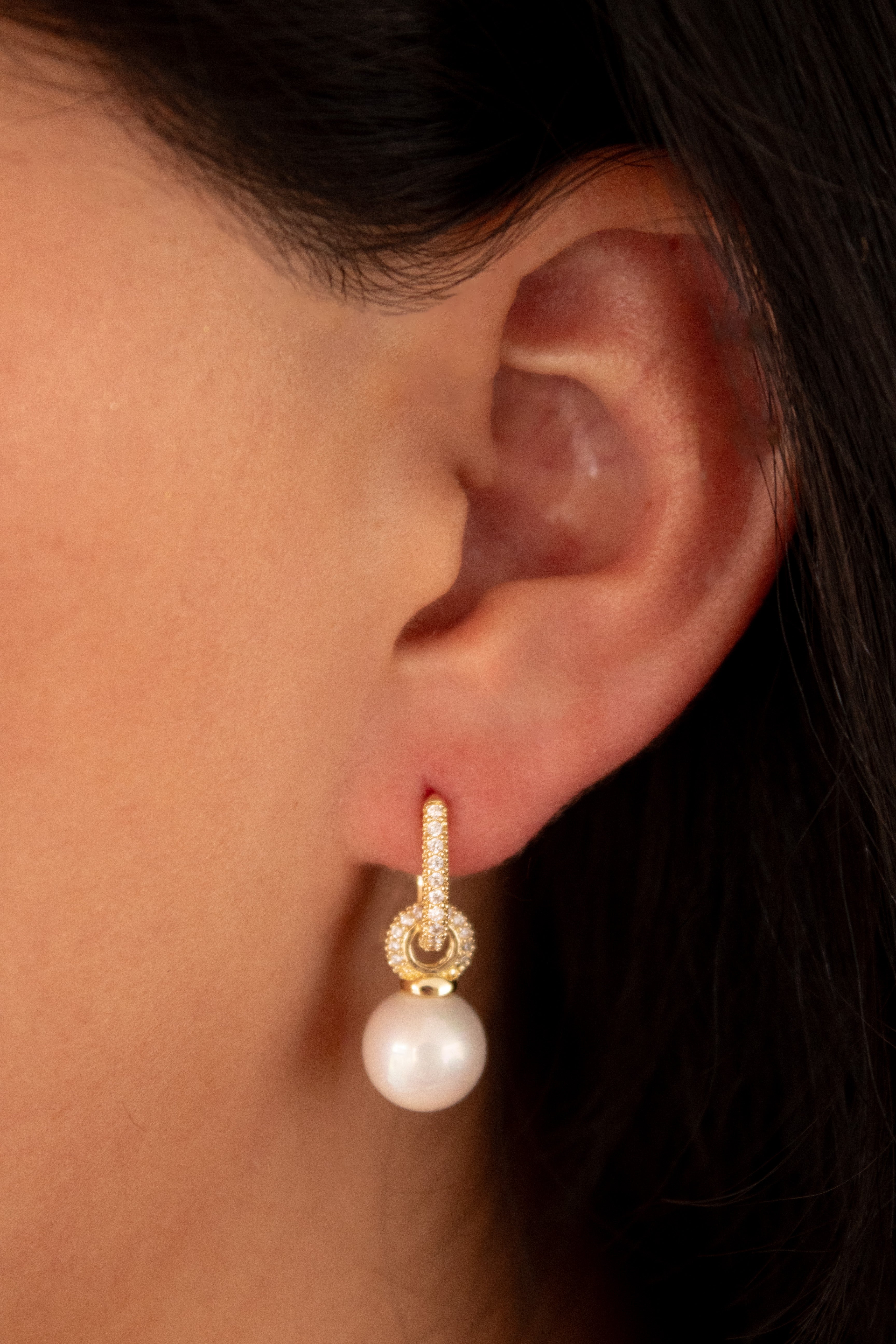 Aretes Ribbon Twist Dorados