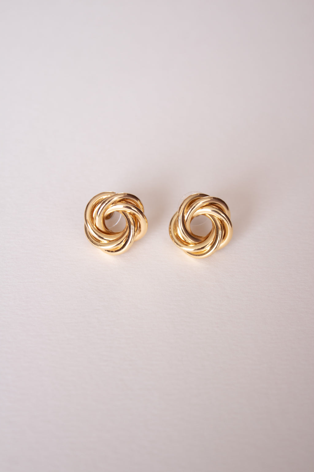 Aretes de Nudo