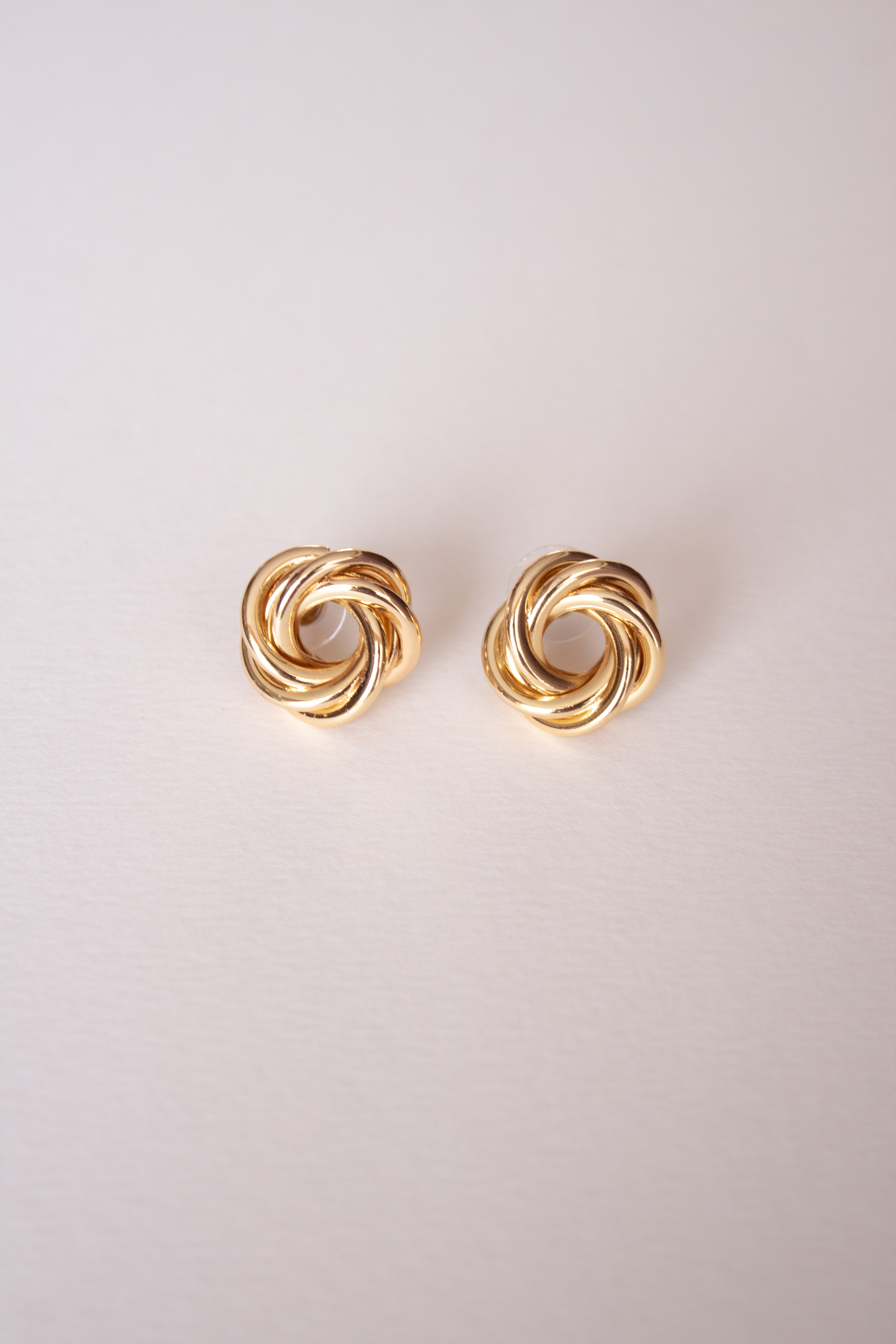 Aretes de Nudo