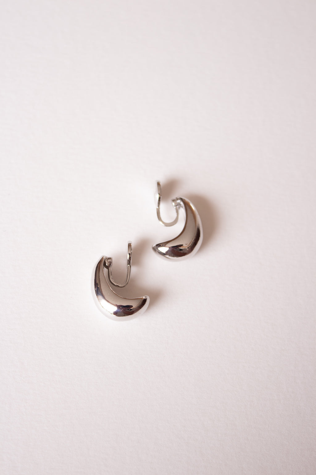 Aretes clip luna silver
