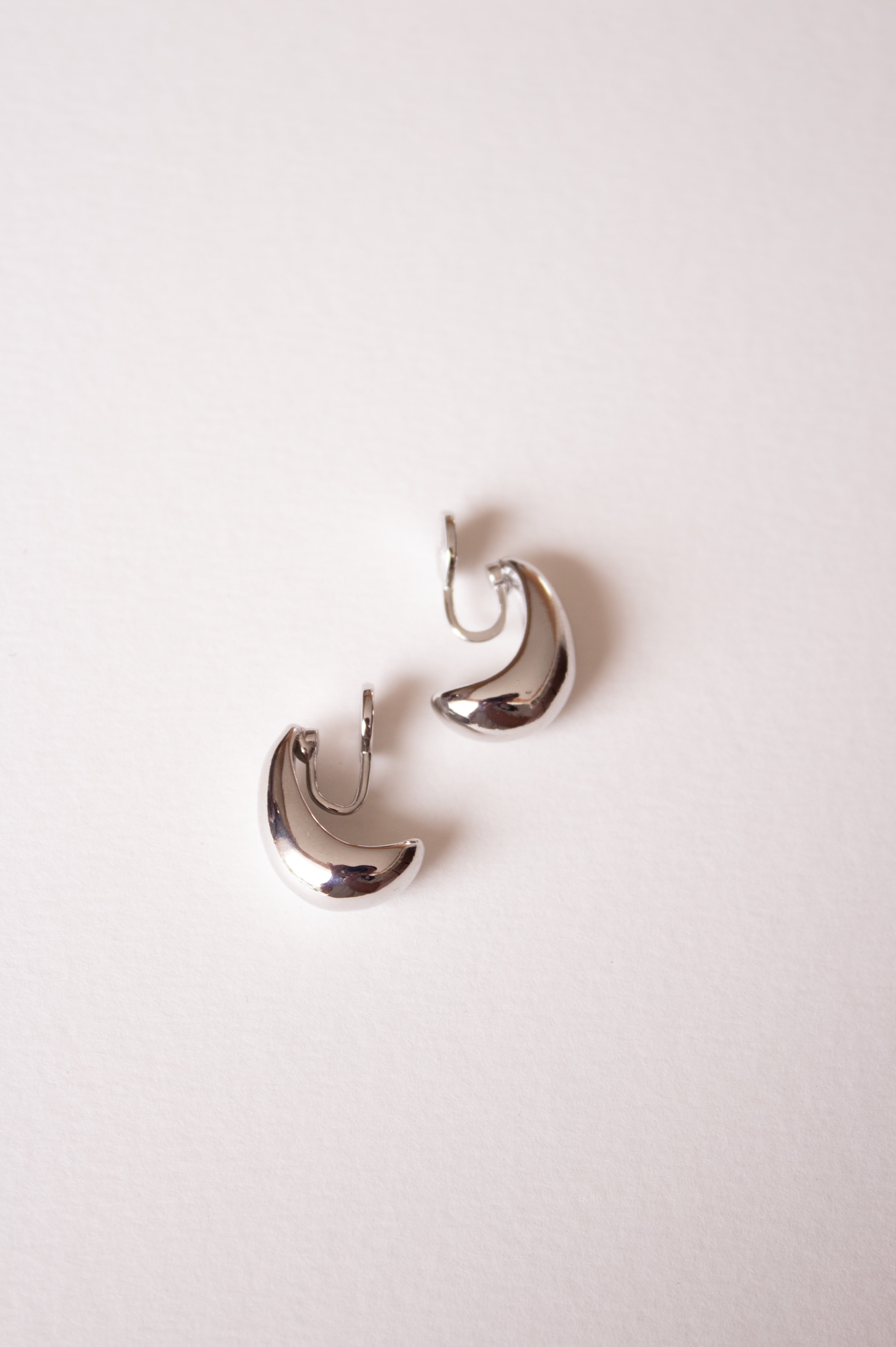 Aretes clip luna silver