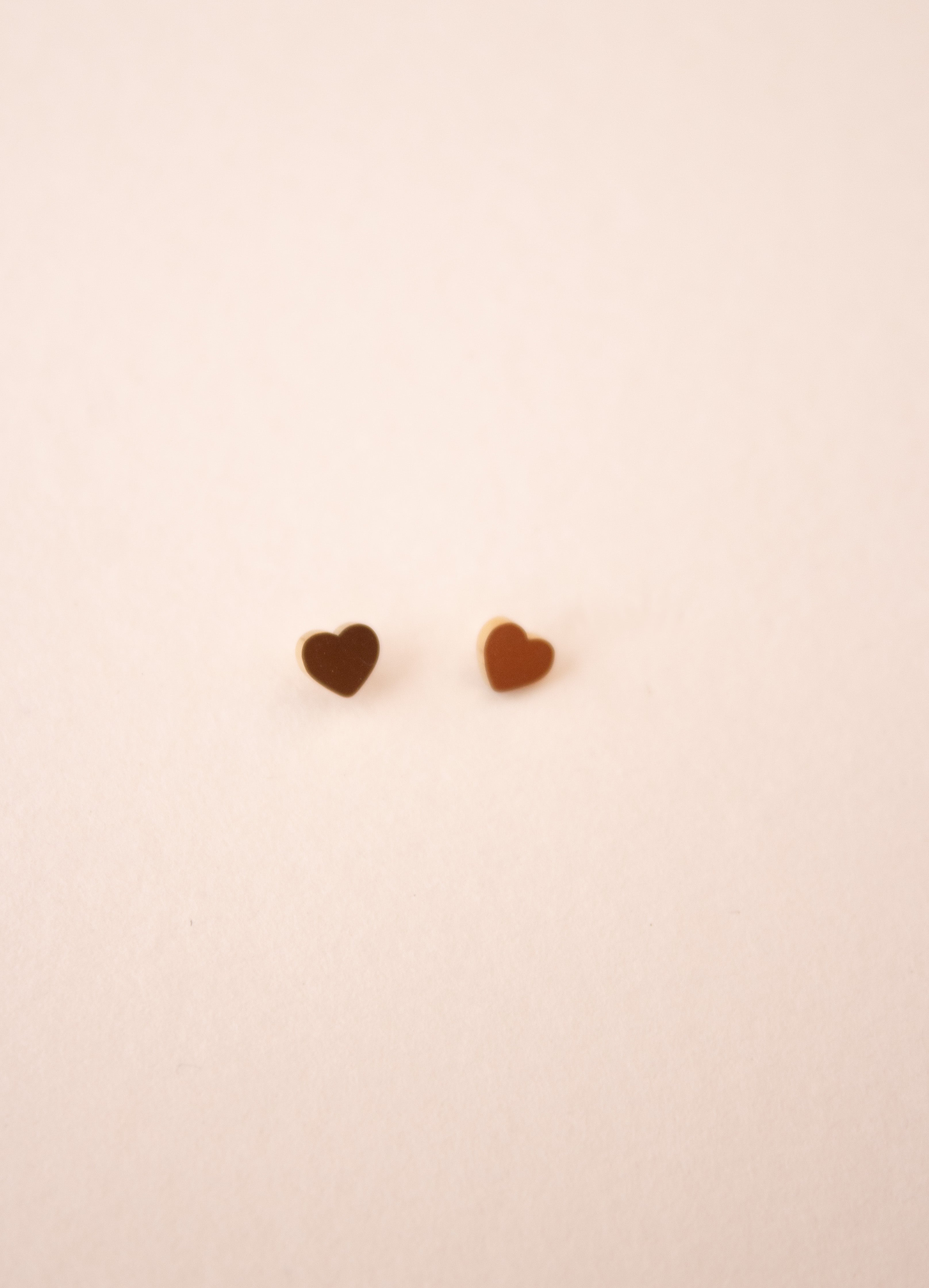 Aretes heart stud